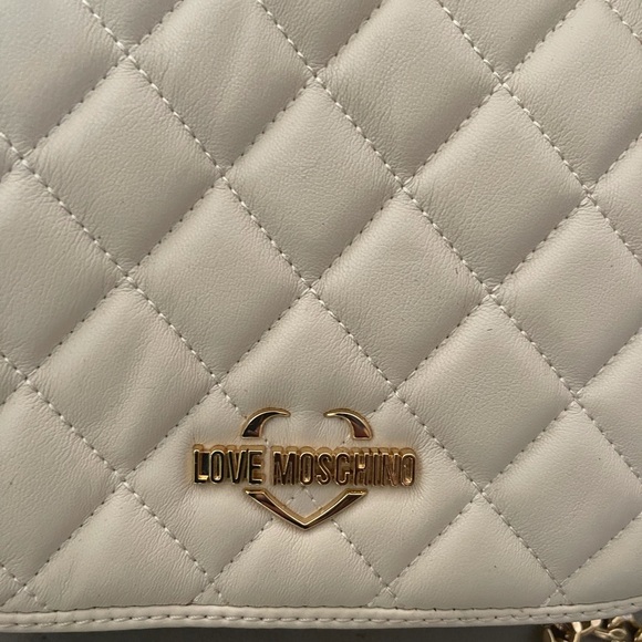 New never used love Moschino bag - Picture 1 of 5